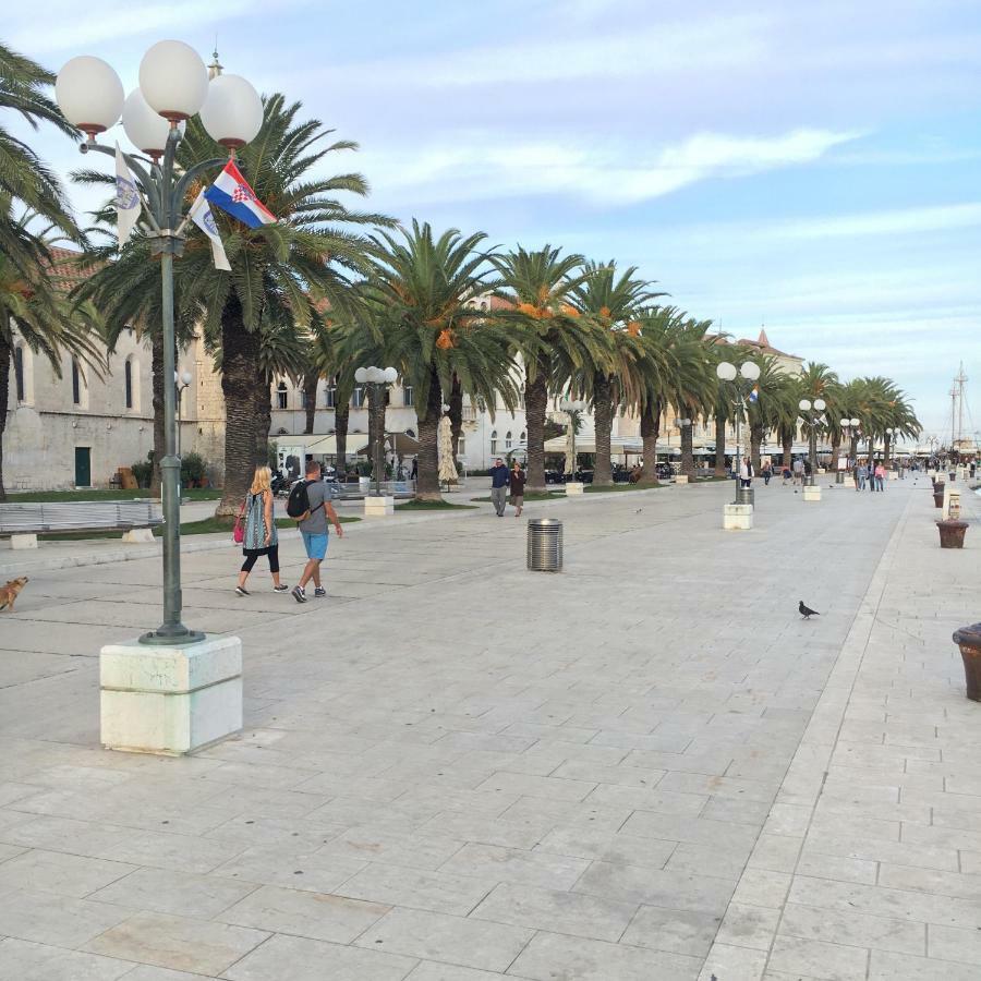 Villa Omazic Trogir Exterior photo